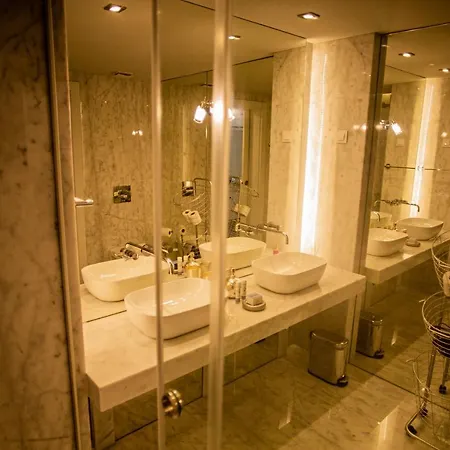 262 Boutique Aliados Pensión Oporto